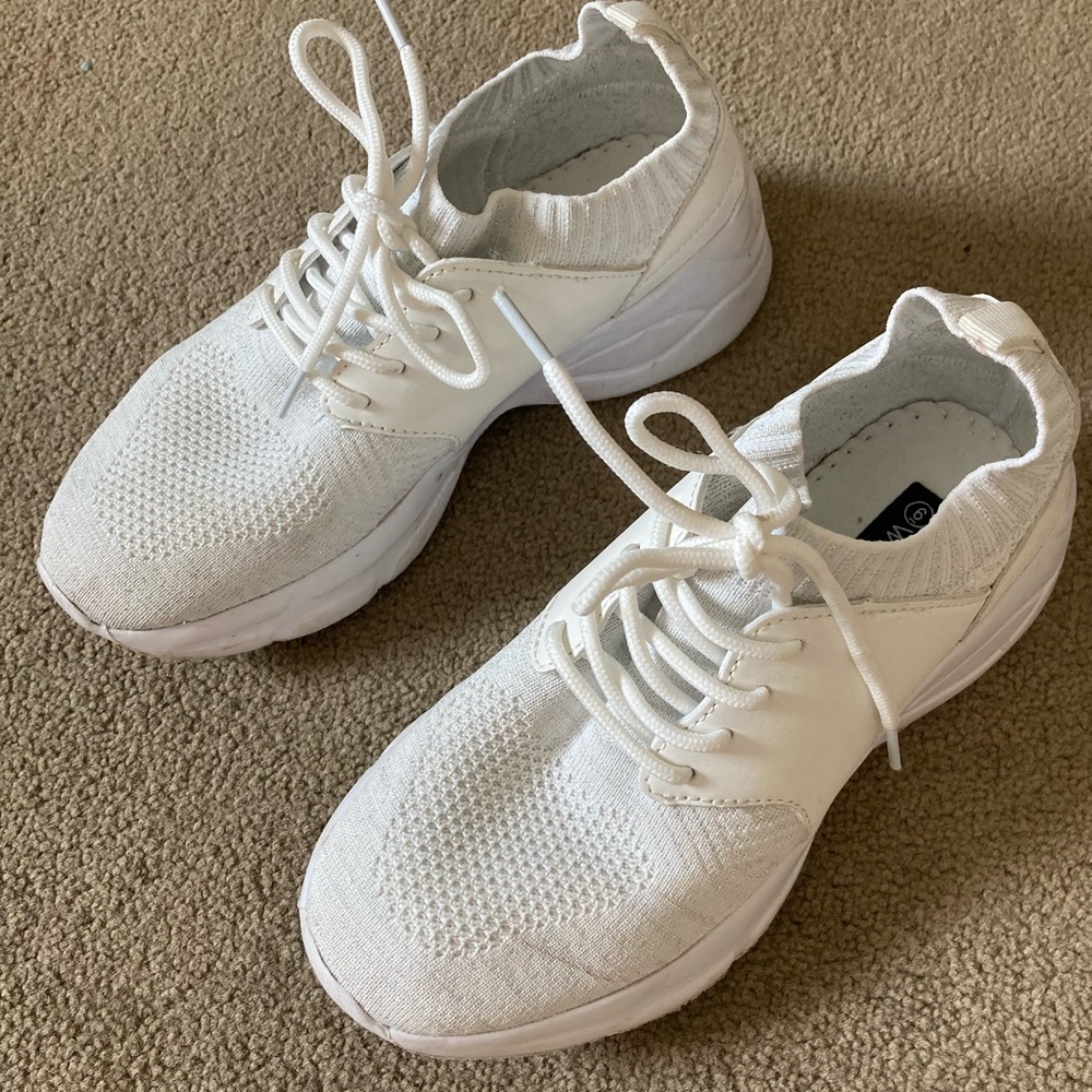 WILD DIVA Lounge White Tennis Shoes - Sneakers
